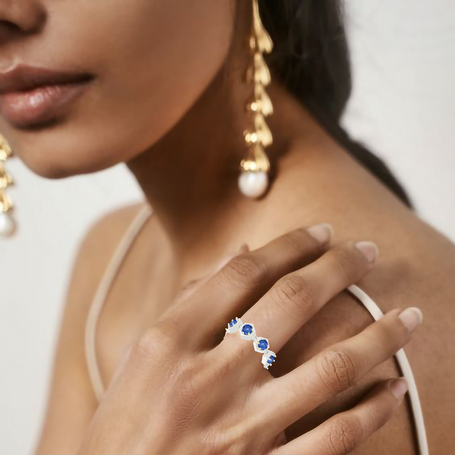 Round Cut Blue Sapphire Band Ring 925 Silver
